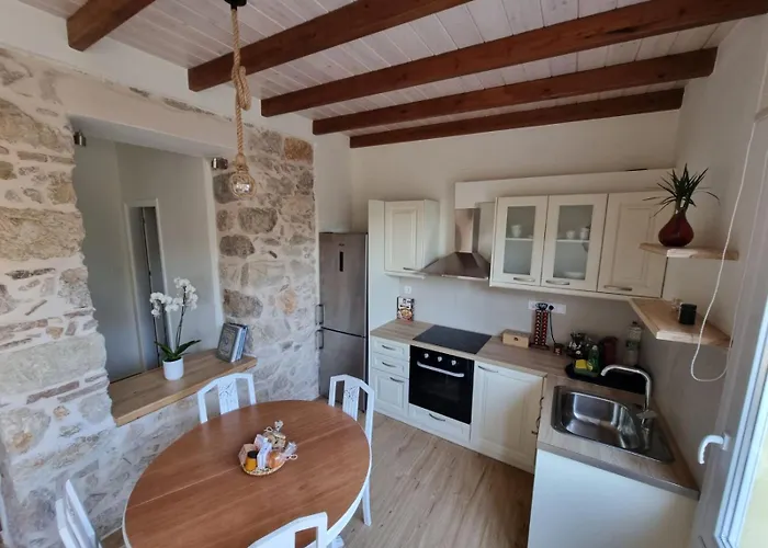 Garden Ferienhaus Ermoupoli