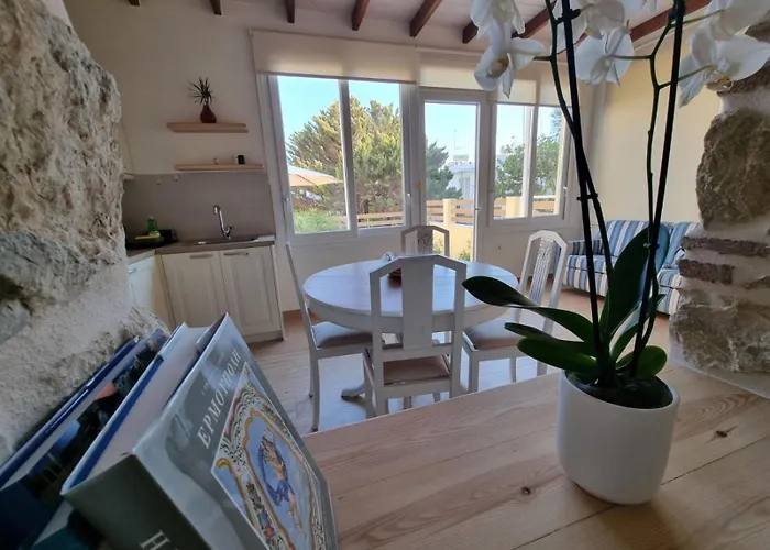 Garden * Ερμούπολη