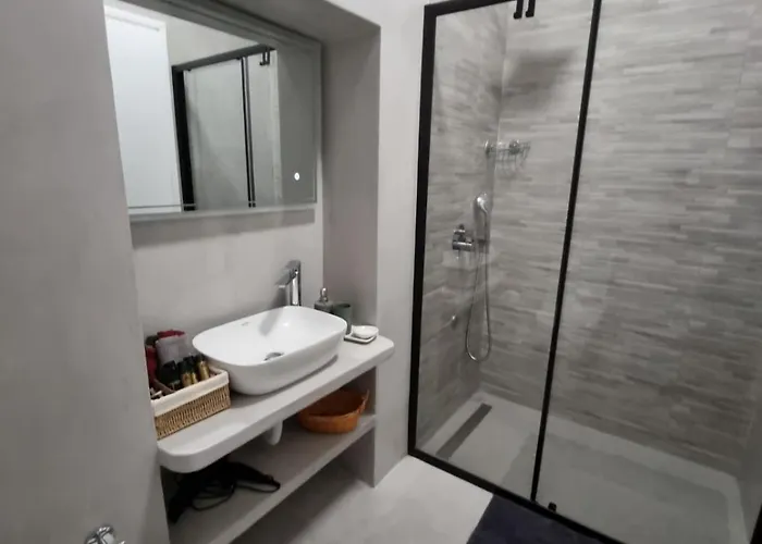 Garden * Ερμούπολη